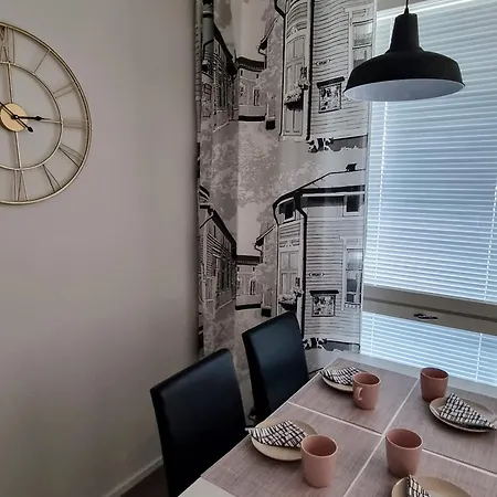 Upea Huoneisto Rauman Keskustassa Apartament *